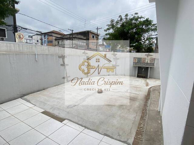 Sobrado para Venda em Santos - 4